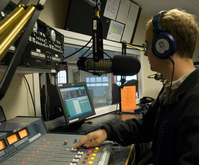 WNRC 97.5 FM — Nichols College Radio
